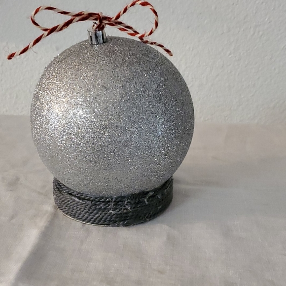 Christmas tree truck ornament - Picture 3 of 4